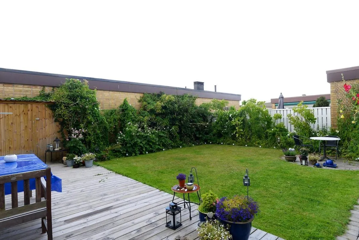 Fantastic House With A Cute Garden! Villa Malmö 0*,  Zweden